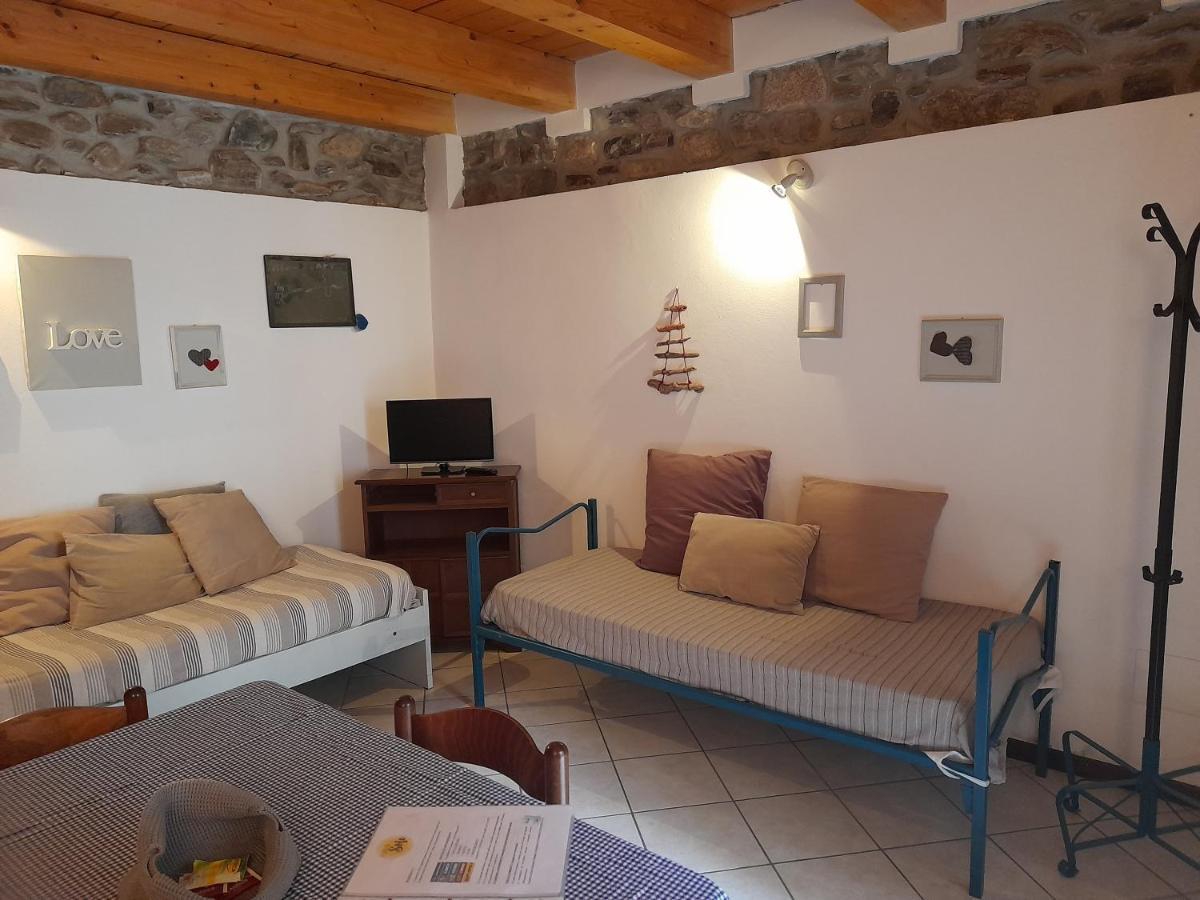 Apartmán A Casa Di Sole Brovello-Carpugnino Exteriér fotografie