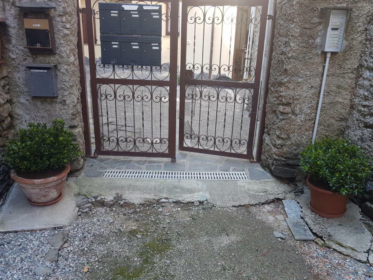 Apartmán A Casa Di Sole Brovello-Carpugnino Exteriér fotografie