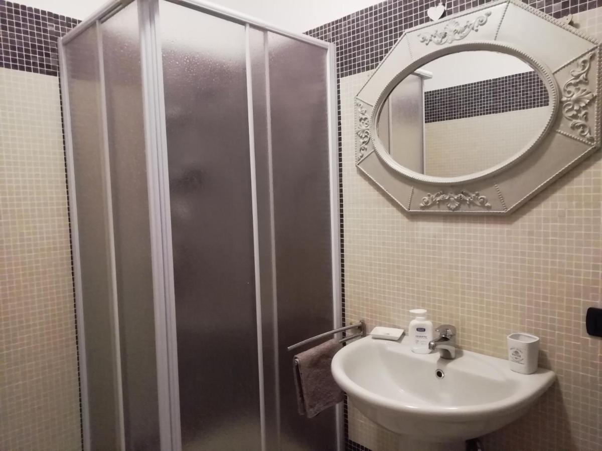 Apartmán A Casa Di Sole Brovello-Carpugnino Exteriér fotografie